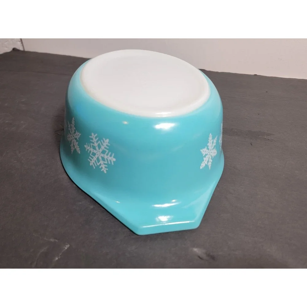 Pyrex vintage turquoise
